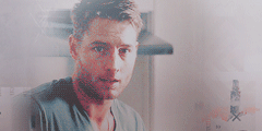 Justin Hartley | Flames | Icon
